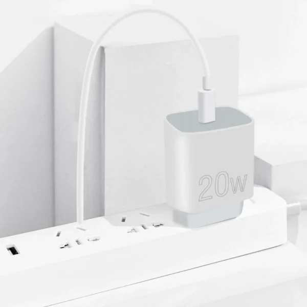 Carregador USB WUW C176 Bivolt Branco