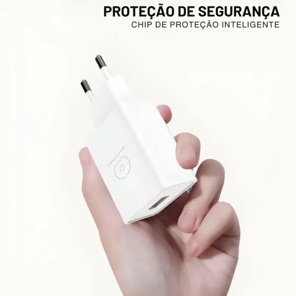 Carregador USB WUW C186 Bivolt Branco